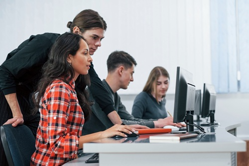 INSTRUTOR DE INFORMATICA